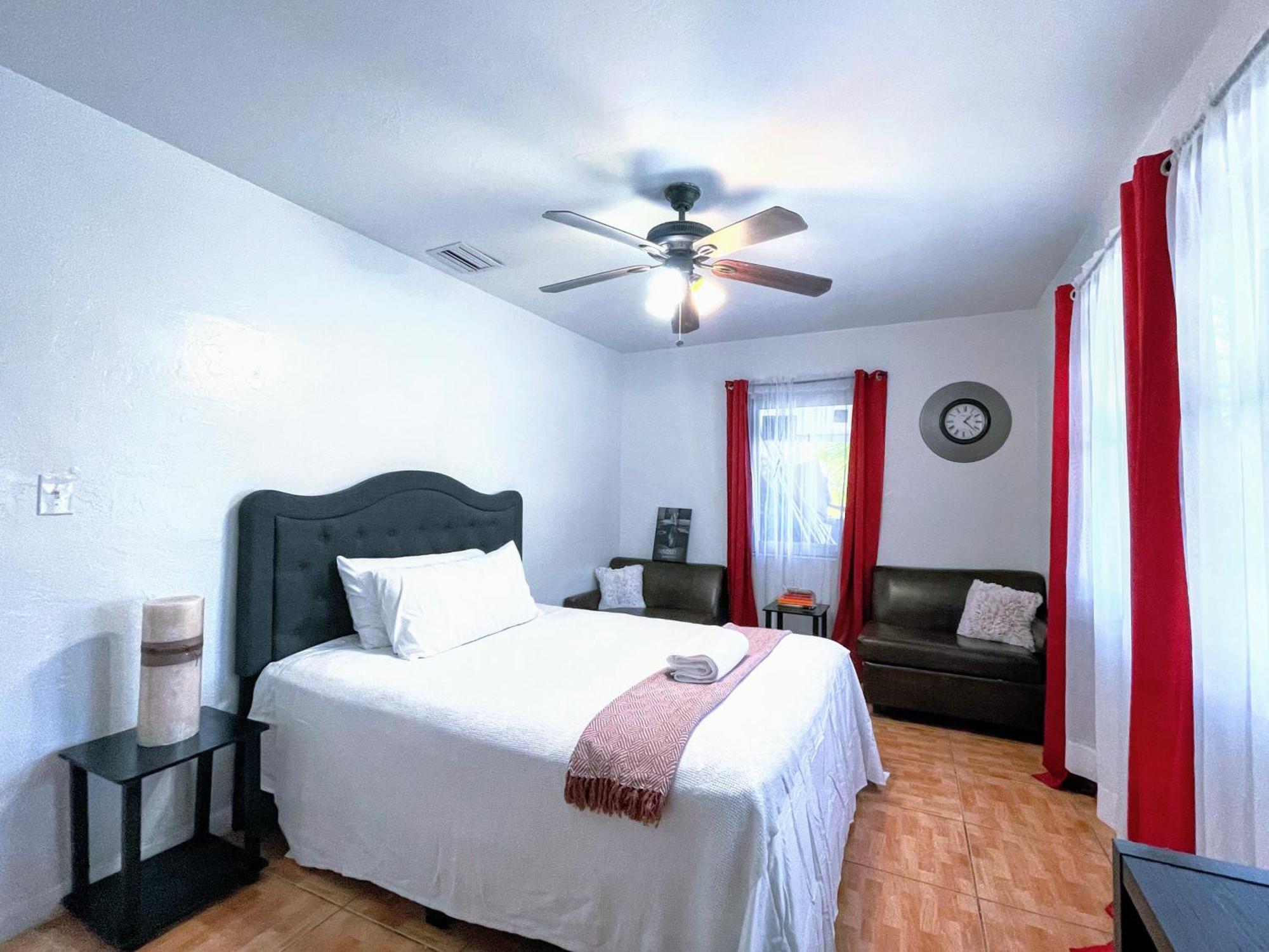 Akeyi Miami305 Private Bedrooms المظهر الخارجي الصورة